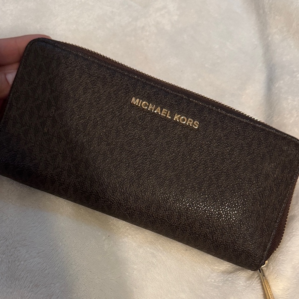Michael Kors Brown Wallet with Gold Zipper